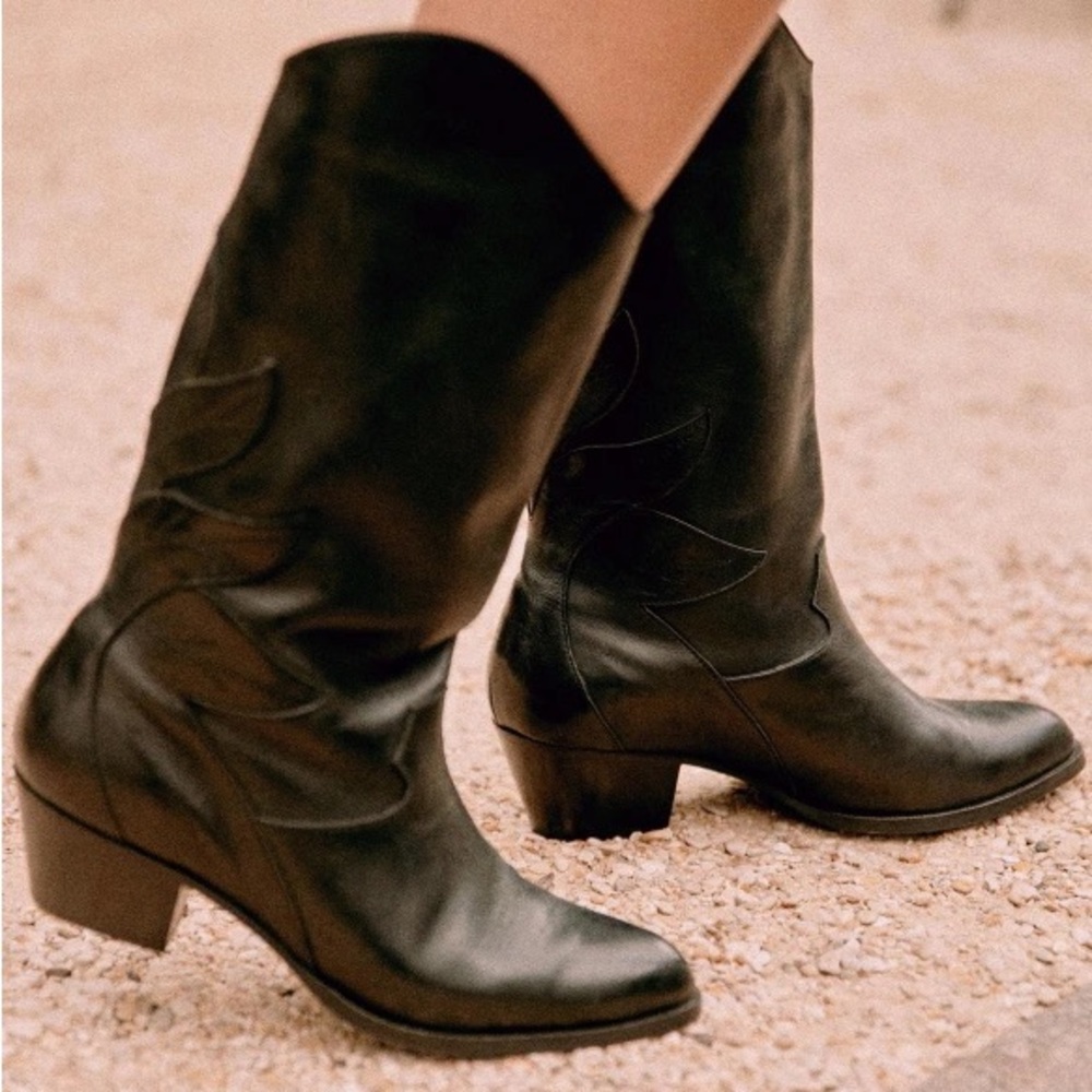 ISO!!!! Sezane Phoenix boots, size 40.